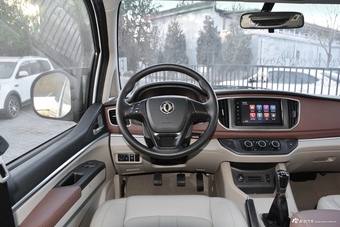 2018款菱智M5 1.6L手动7座豪华型