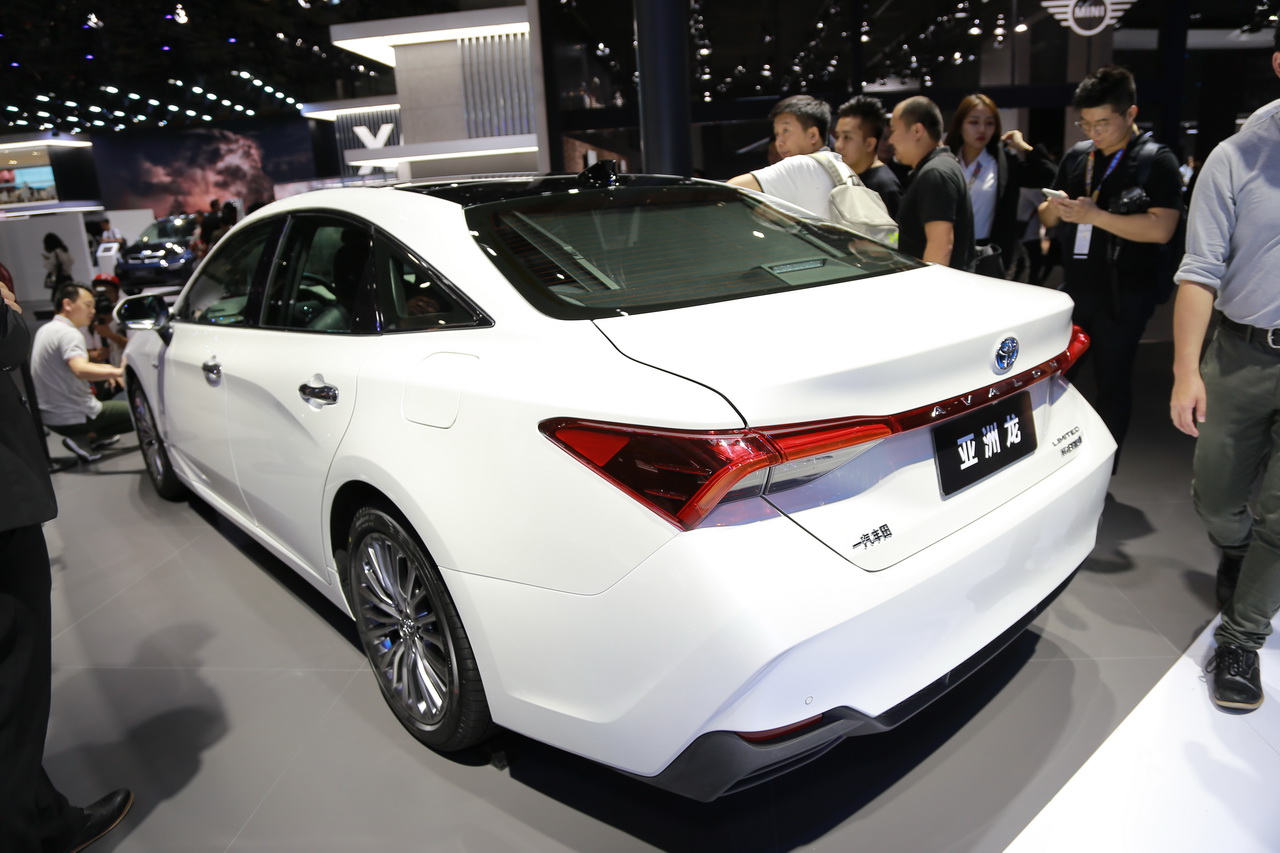 2018广州车展实拍：亚洲龙