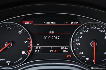 2018款奥迪A6L 2.0T自动30周年年型 35 TFSI 运动型