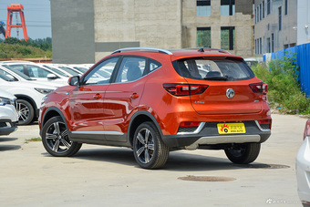 2018款名爵ZS 1.5L手动豪华版