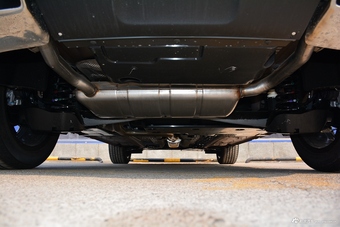 2017款标致4008 1.8T自动380THP豪华GT版 双色定制版