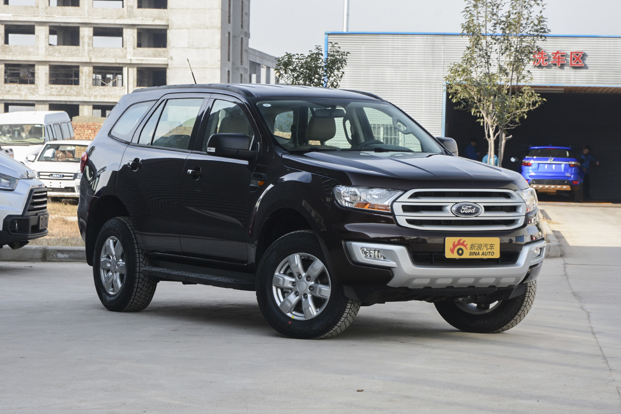 2017款撼路者2.0T自动四驱菁英版汽油5座