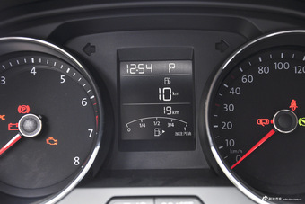 2016款宝来1.6L自动时尚型