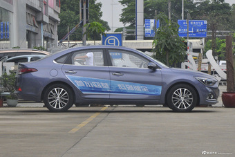 	2017款悦动1.6L自动悦心版DLX