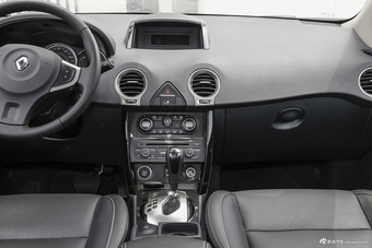 2016款雷诺科雷傲2.0L自动改款两驱舒适版