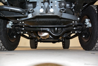 2016款卫士斯达泰克90 2.2L柴油68周年纪念版