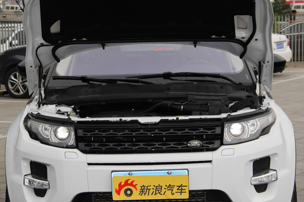 2015款揽胜极光2.0T自动锐动版