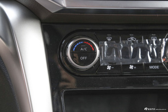 2016款启辰T70X 2.0L自动睿趣运动版