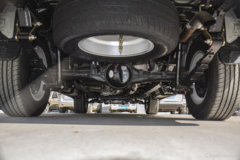 2015款雄师F22 1.9T手动四驱柴油豪华型