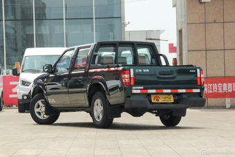 2018款宝典2.9T手动新超值柴油两驱舒适型加长货箱JX4D30B5L