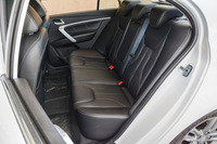 2017款吉利帝豪1.5L自动三厢百万款向上互联版