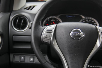 2018款途达 2.5L自动四驱旗舰版