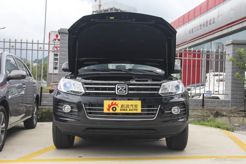 2015款众泰T600 1.5T 手动旗舰型