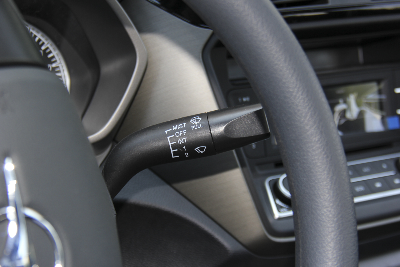 2017款海马M3 1.5L手动豪华型