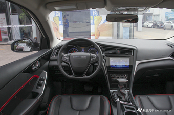 2018款启辰D60 1.6L自动智联豪华版