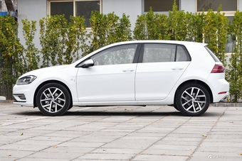 2019款高尔夫1.4T自动豪华型280TSI