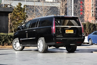 2017款凯迪拉克Escalade 6.2L自动铂金加长版 