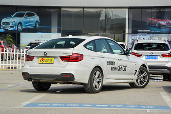 2018款宝马3系GT 2.0L自动320i M运动型