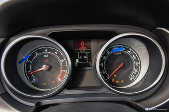 2016款锐腾 1.5T手动超值版