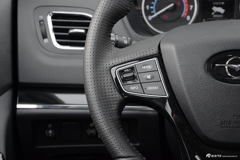 2017款海马S7 1.8T自动领先版