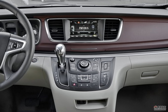 2017款GL8 2.5L自动舒适型