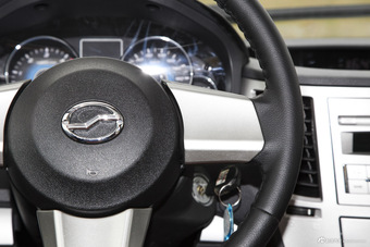 2018款中兴威虎 2.8T柴油国V两驱精英型大双CA4D28C5-1B