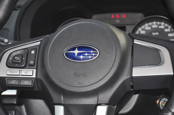 2016款斯巴鲁XV 2.0L自动进取版