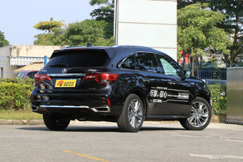 	2017款长安CS55 1.5T手动炫色型