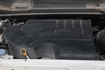 2018款发现神行2.0T自动HSE LUXURY