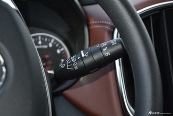 2018款中华V6 1.5T手动豪华型