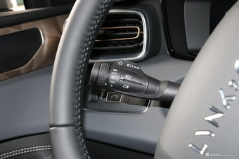 2018款领克01 2.0T自动两驱型+版