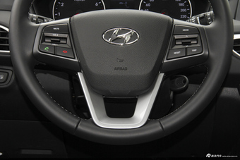 2018款逸行1.6L自动逸心版