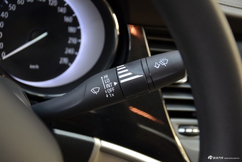 2017款威朗1.5L手动进取型