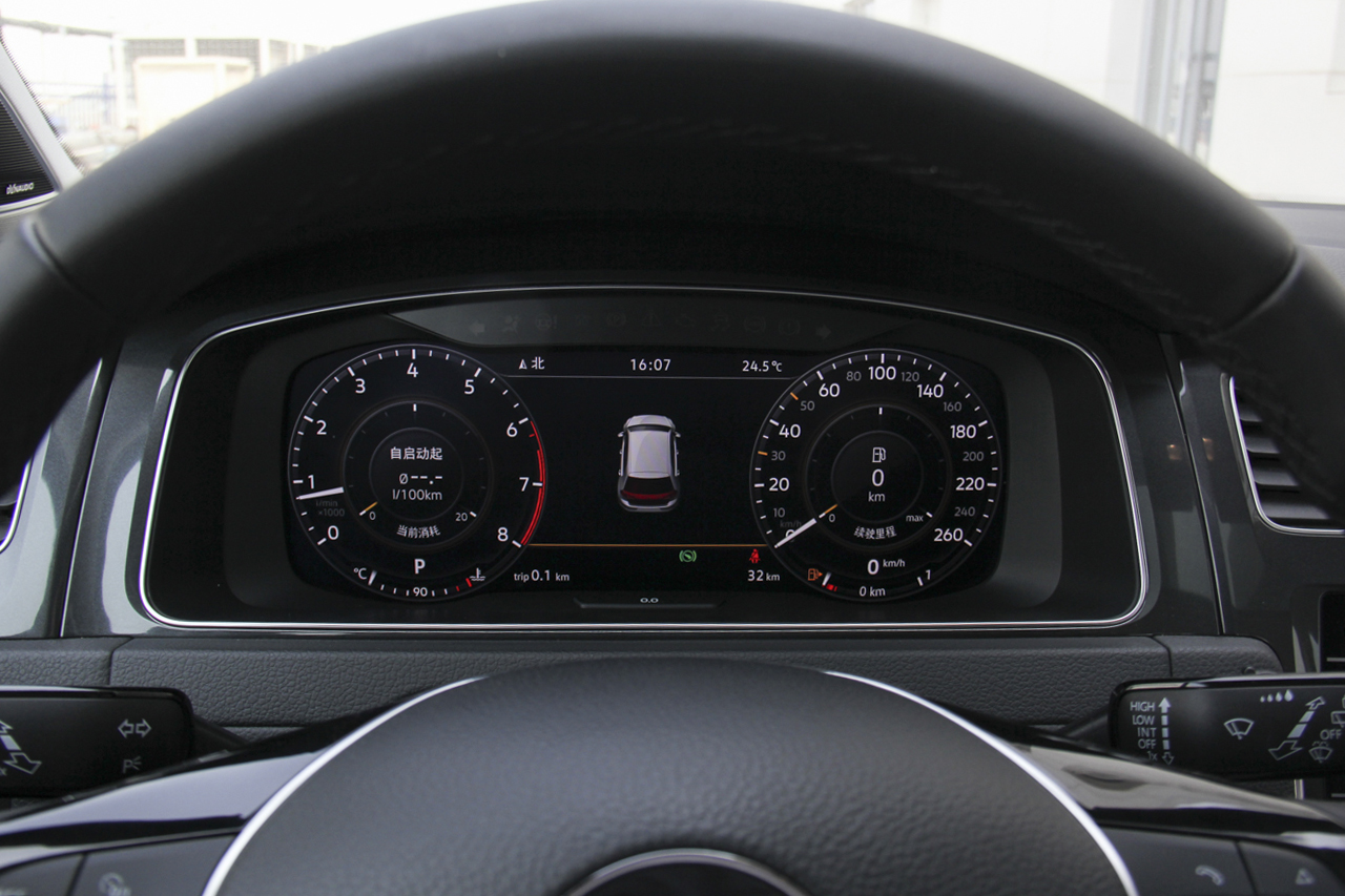 2018款高尔夫1.4T自动旗舰型280TSI