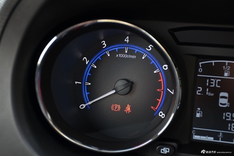 2016款风行S500 1.6L自动尊贵型