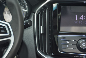 2016款驭胜S350 2.0T手动四驱汽油豪华天窗版7座