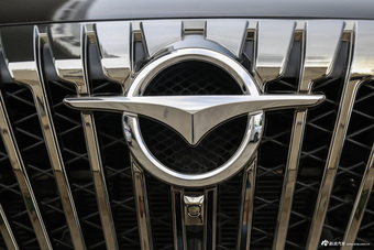 2016款海马V70 2.0L手动适·畅型 6座