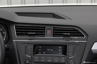 2017款途观L 1.8T自动两驱风尚版330TSI