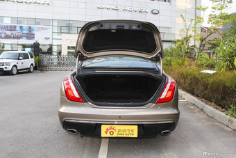 2015款捷豹XJL 3.0L自动SC两驱尊享商务版