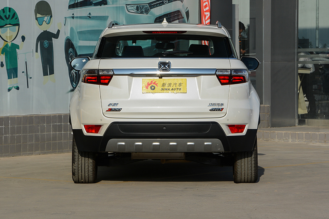 2016款驭胜S330 1.5T自动两驱尊贵版