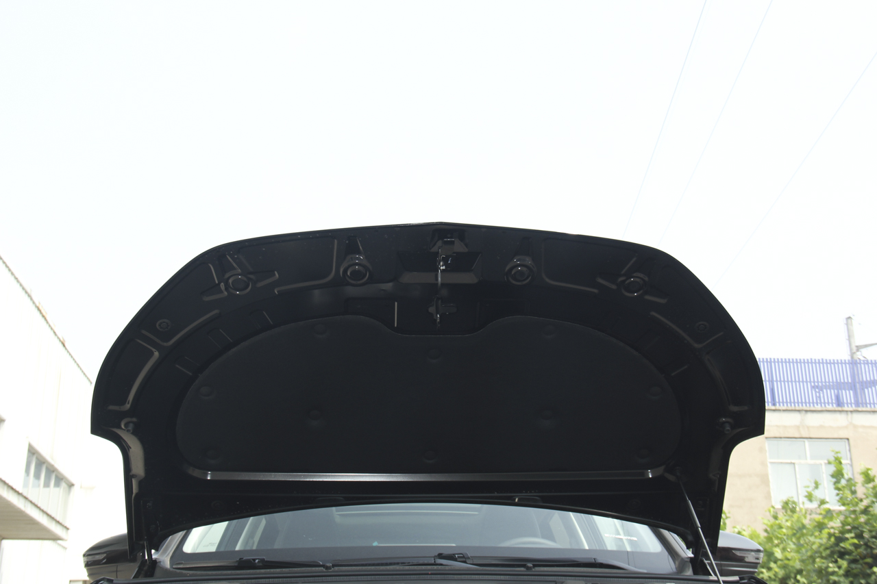 2018款宝骏530 1.5T手动尊贵型