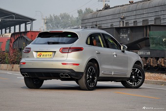 2017款众泰SR9 2.0T 自动极致之梦版（米色）