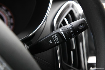 2018款猎豹CS9 1.5T手动劲风型