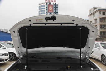 2018款吉利博越1.8TD自动智慧型4G互联版