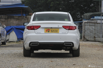 2018款吉利帝豪GL 1.4T自动精英智联型