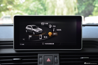 2018款奥迪Q5L 2.0T自动45 TFSI尊享风雅型