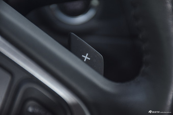 2016款傲虎 2.0T自动尊贵版