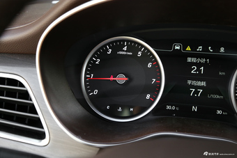 2017款宝骏730 1.8L iAMT豪华型7座