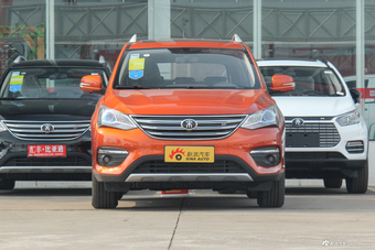 2018款比亚迪宋1.5TI手动智联进享型