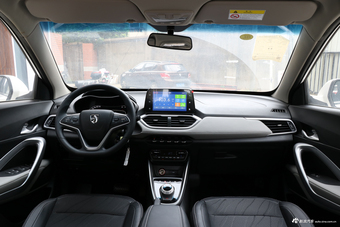 2017款宝骏510 1.5L自动时尚型图片